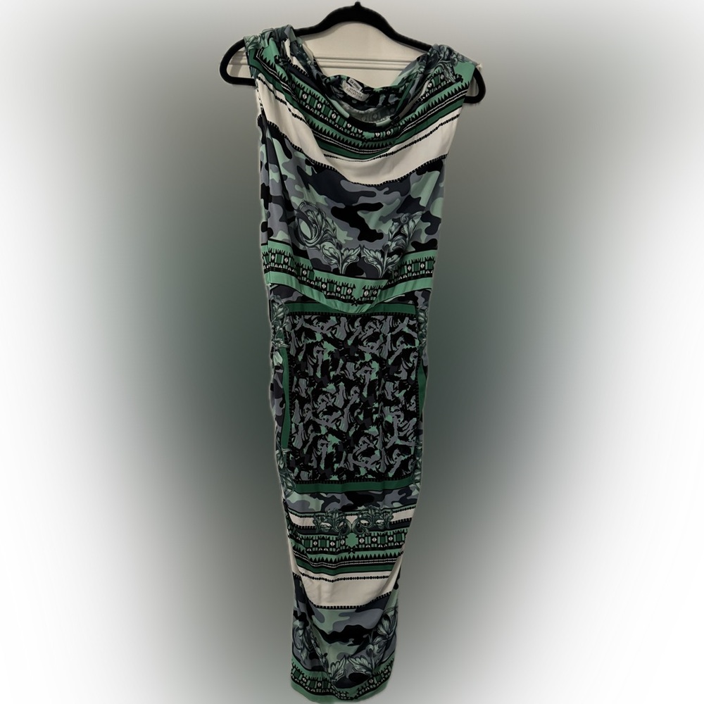 Versace Collection - size M
